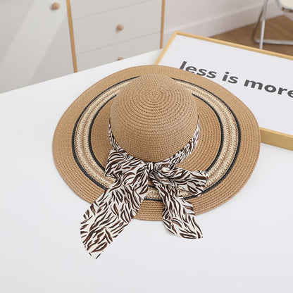 Trendy Women's Foldable Beach Hat for Stylish Looks